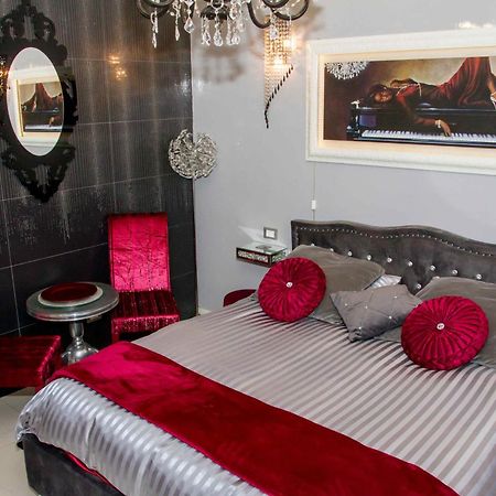 Jacuzzi Love Suitesweetrome Bagian luar foto